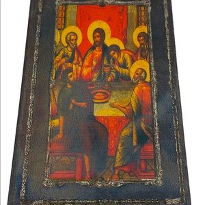 Last Supper Hide a Book